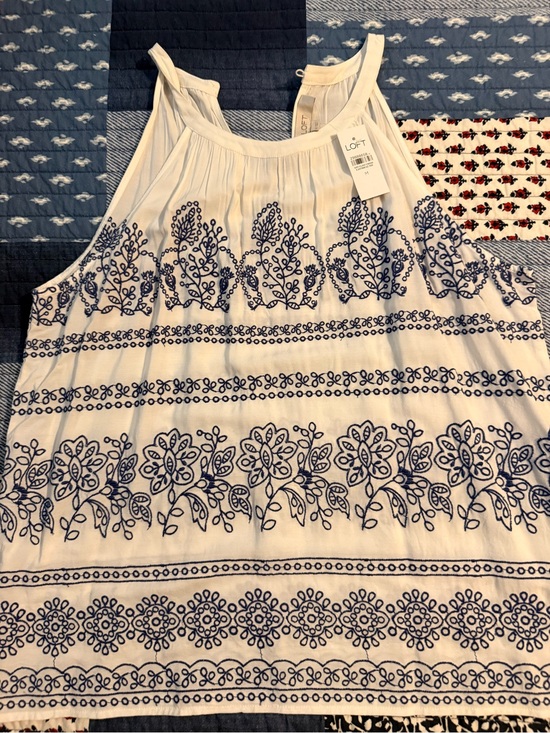 LOFT Tops - LOFT White Tank Top with Navy Embroidered Floral Border